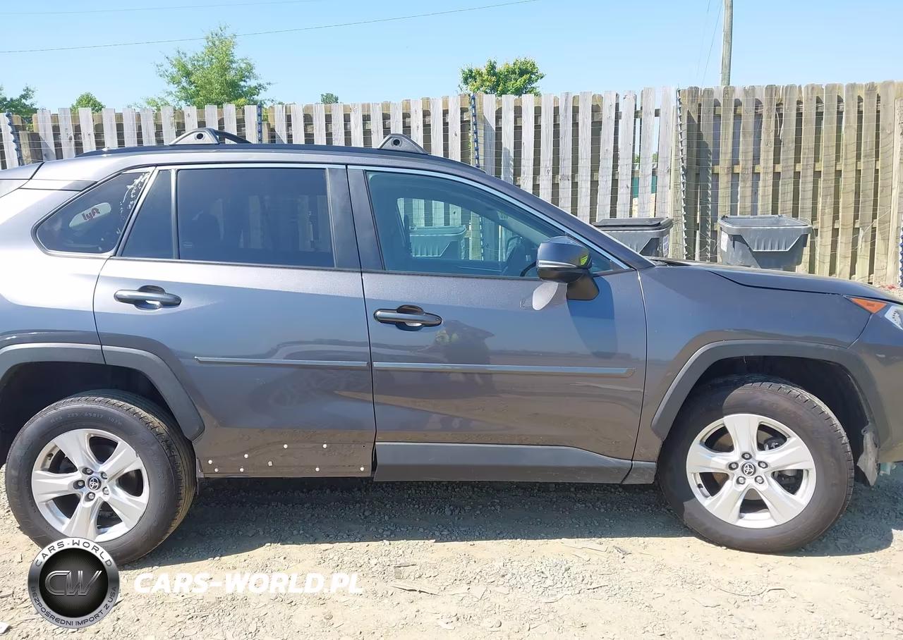 2021 Toyota Rav4 Xle VIN:2T3P1RFV4MC250234 - 14