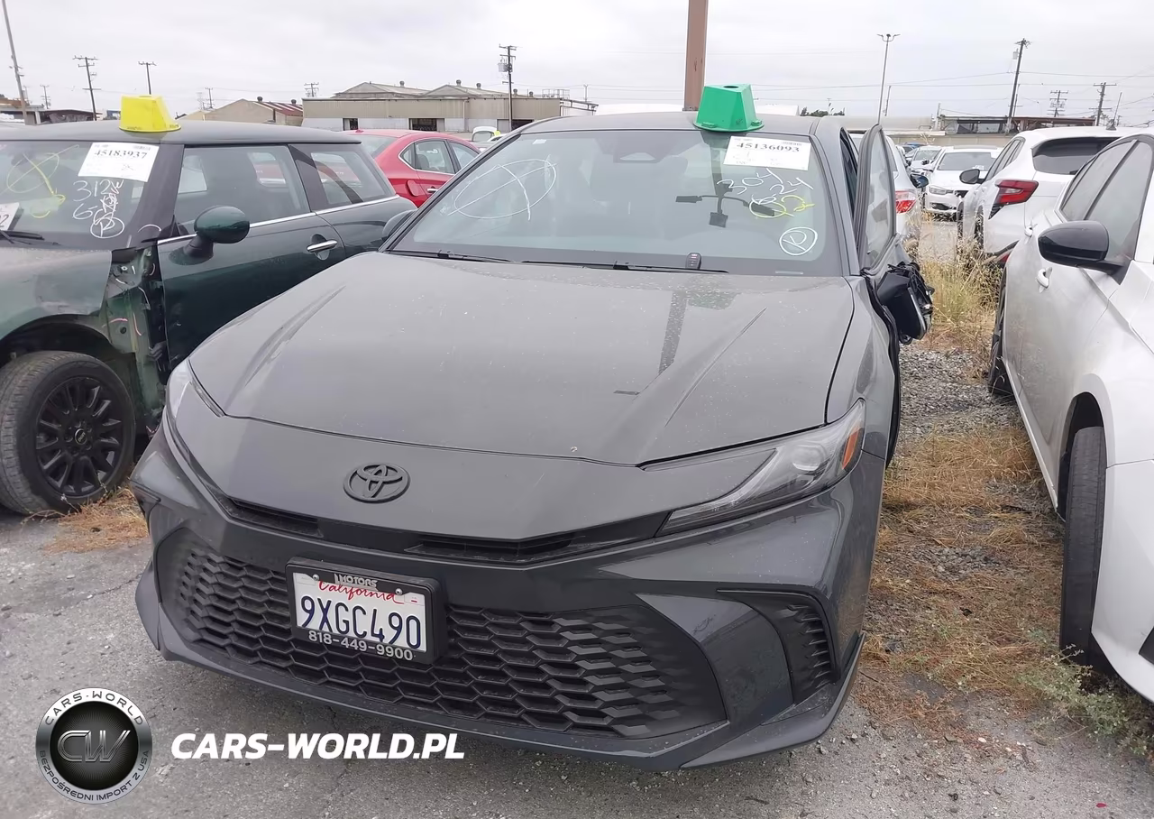 2026 Toyota Camry Se VIN:4T1DAACK0TU696594 - 13