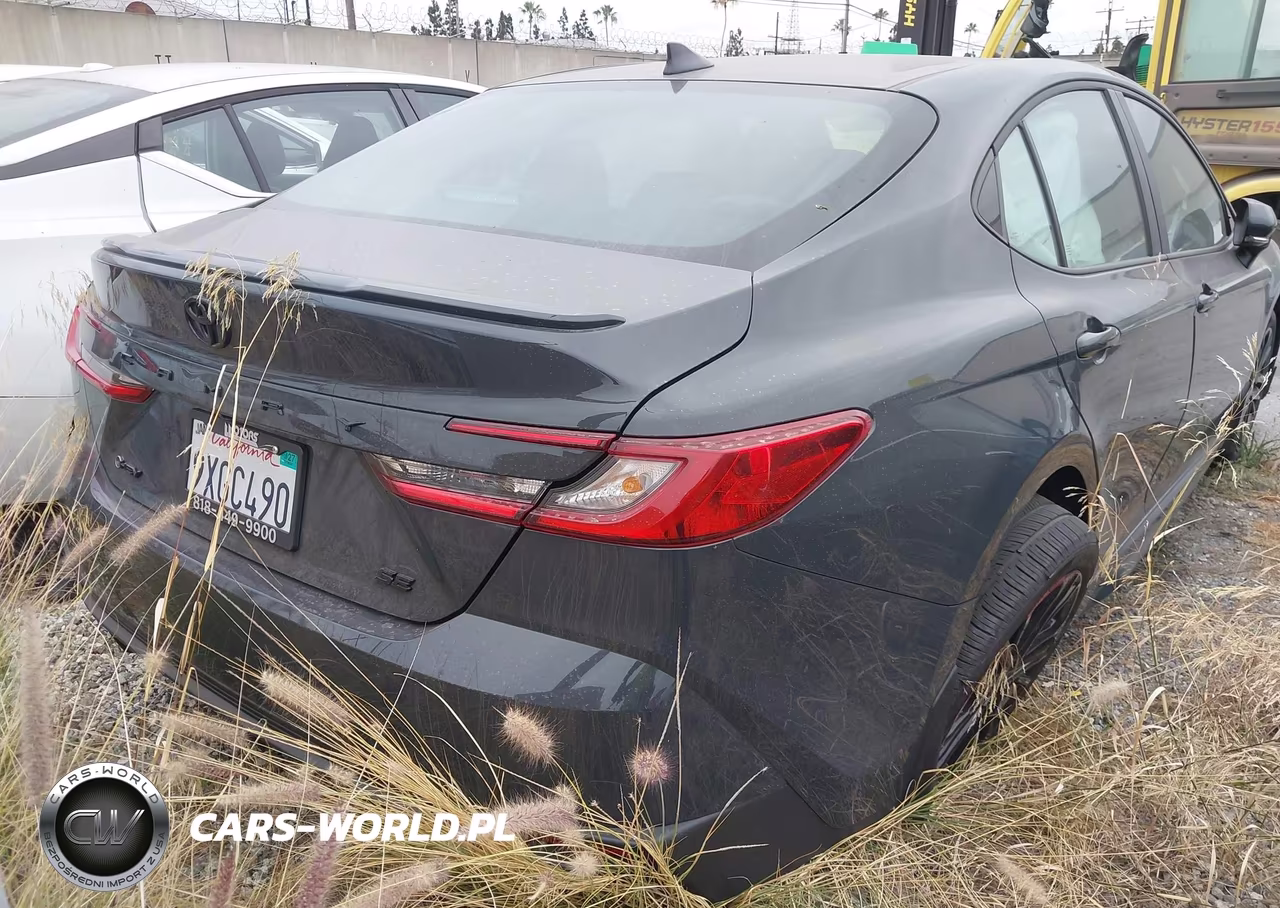 2026 Toyota Camry Se VIN:4T1DAACK0TU696594 - 17