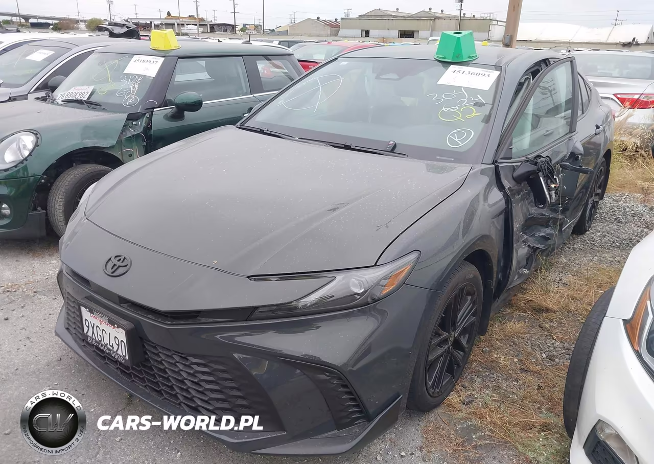 2026 Toyota Camry Se VIN:4T1DAACK0TU696594 - 2