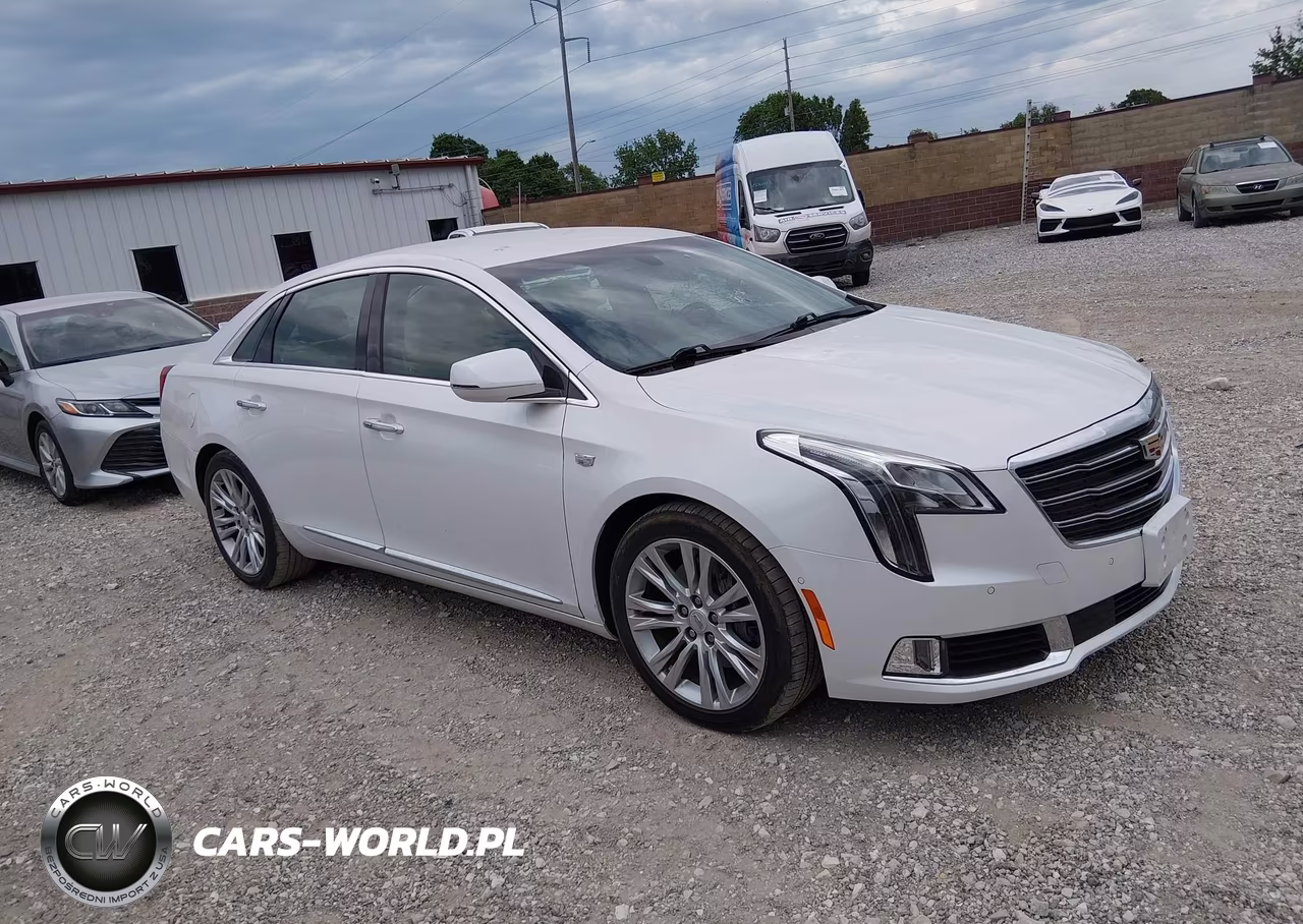 2018 Cadillac Xts Luxury – zdjęcie 1 z 16