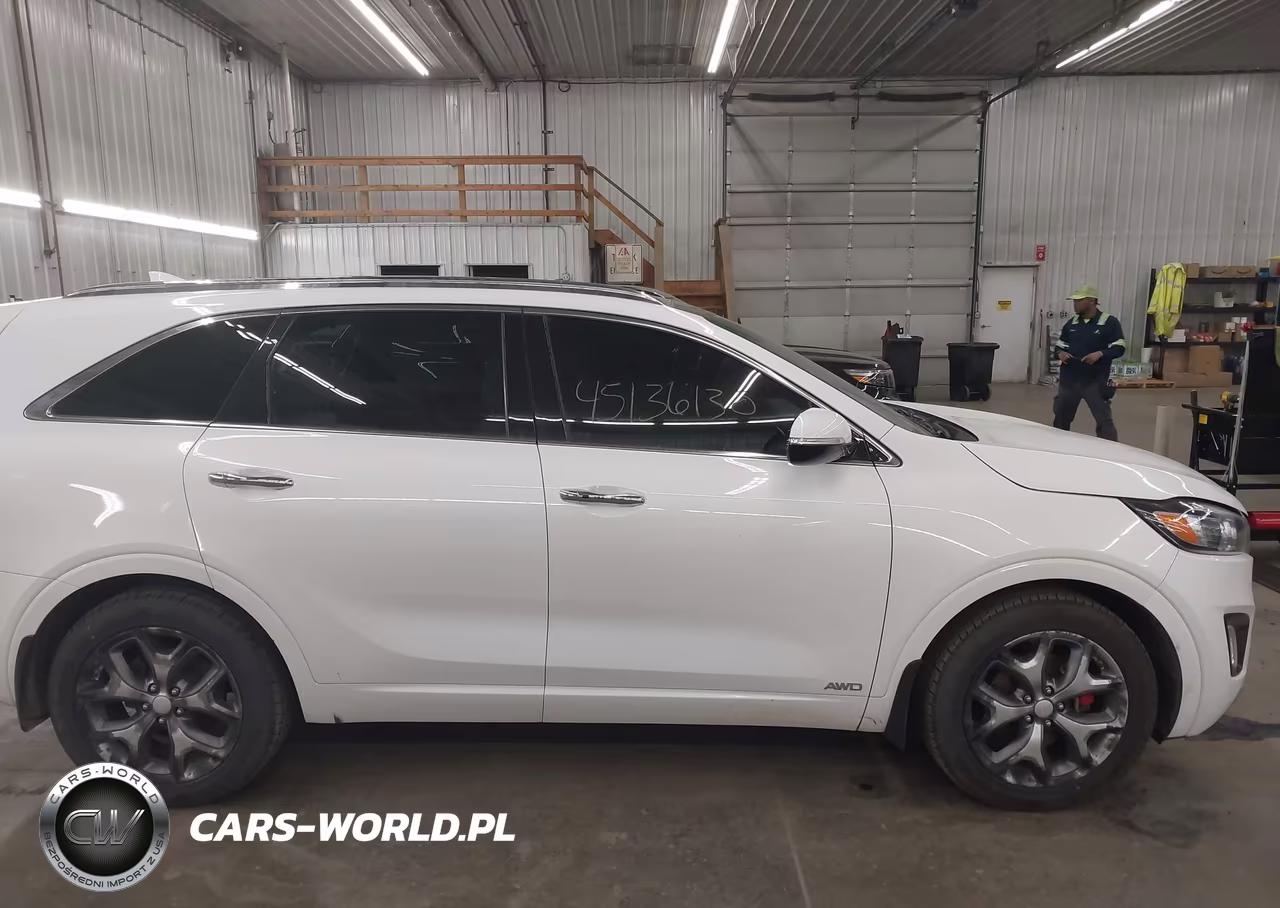 2018 Kia Sorento 3.3L Sx VIN:5XYPKDA54JG419460 - 14