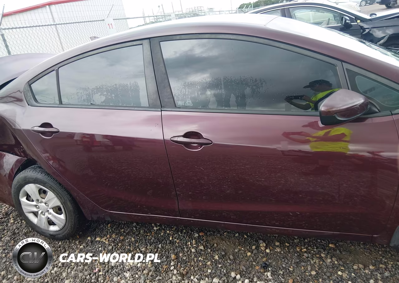 2017 Kia Forte Lx VIN:3KPFK4A71HE074859 - 13