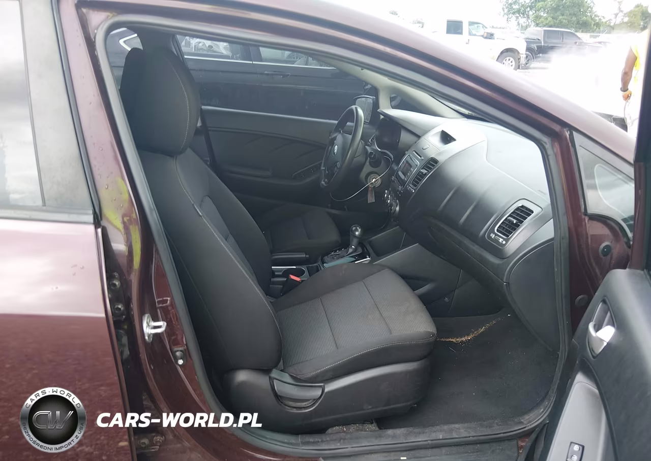 2017 Kia Forte Lx VIN:3KPFK4A71HE074859 - 5