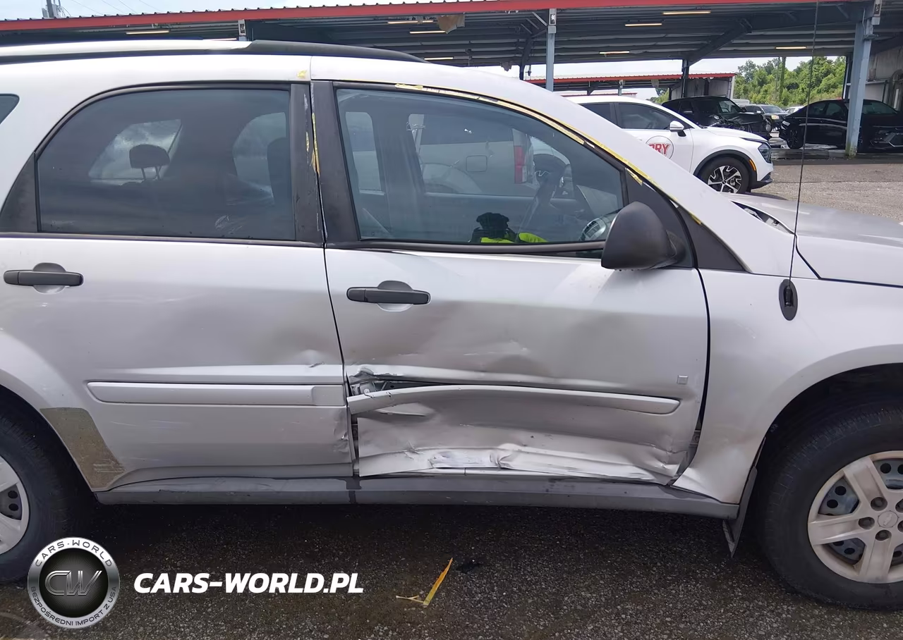2006 Chevrolet Equinox Ls VIN:2CNDL13F566053318 - 13