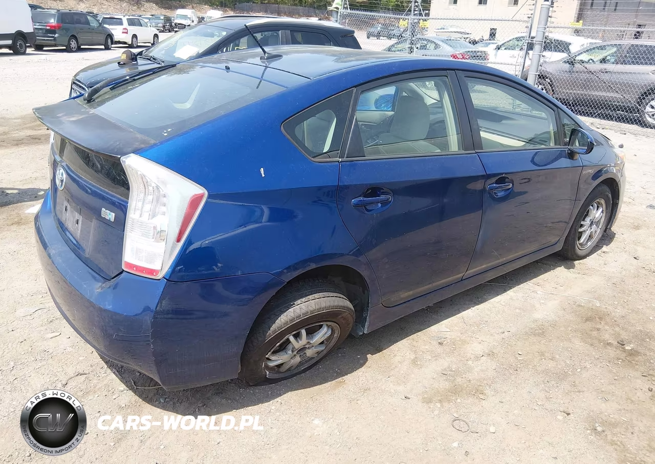 2010 Toyota Prius Iii VIN:JTDKN3DU9A0053127 - 4