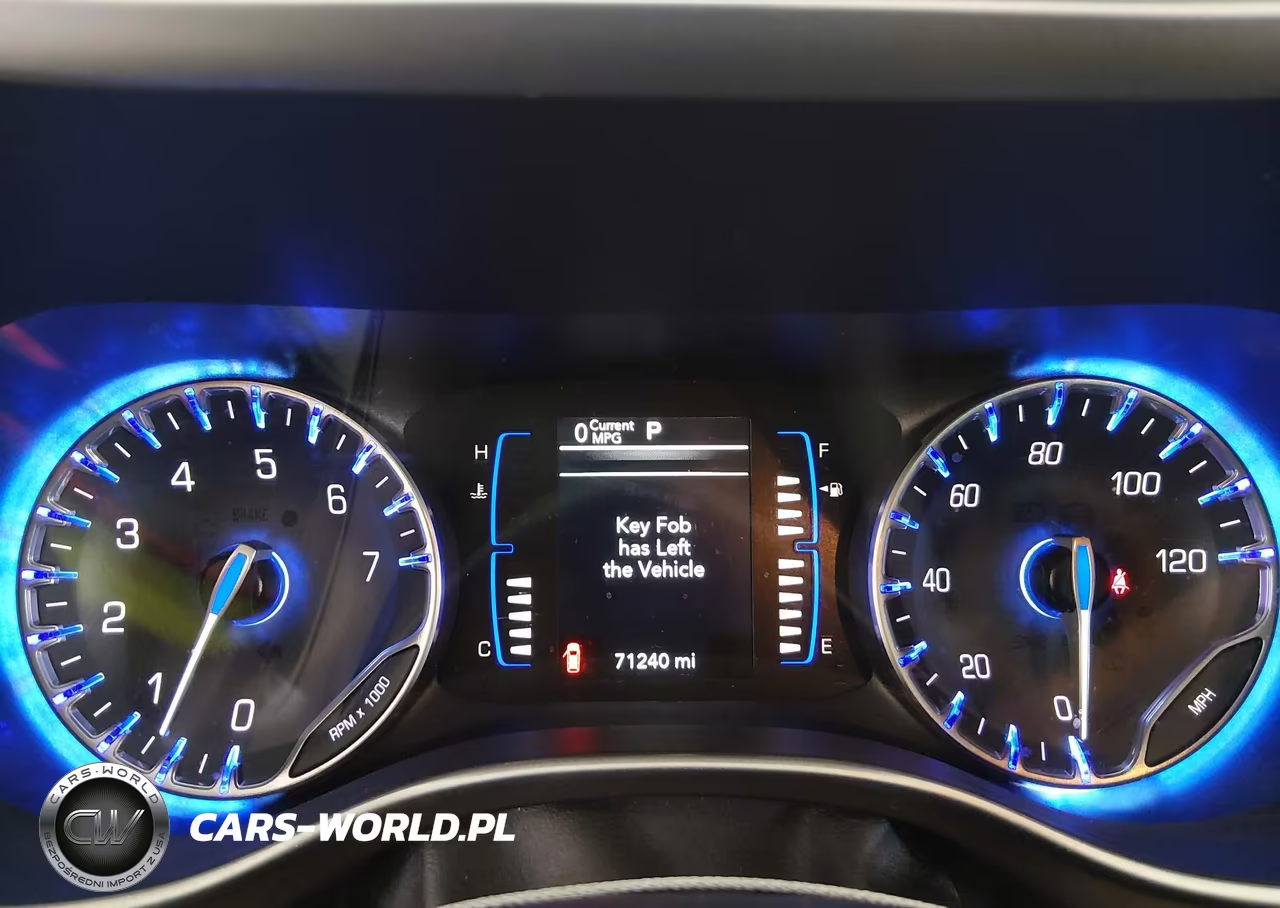 2020 Chrysler Voyager L VIN:2C4RC1AG8LR249236 - 7