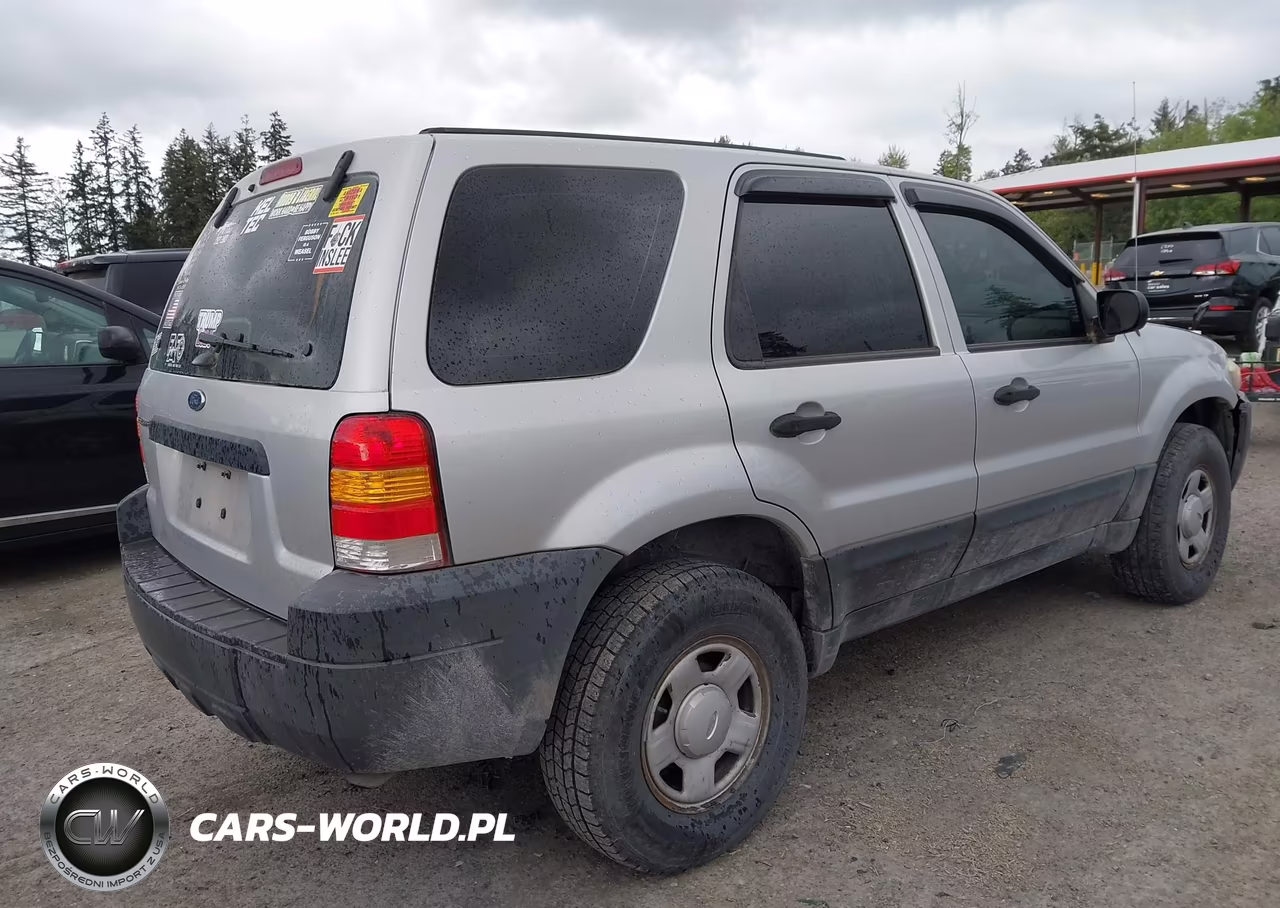2005 Ford Escape Xls VIN:1FMYU92ZX5KA25101 - 4