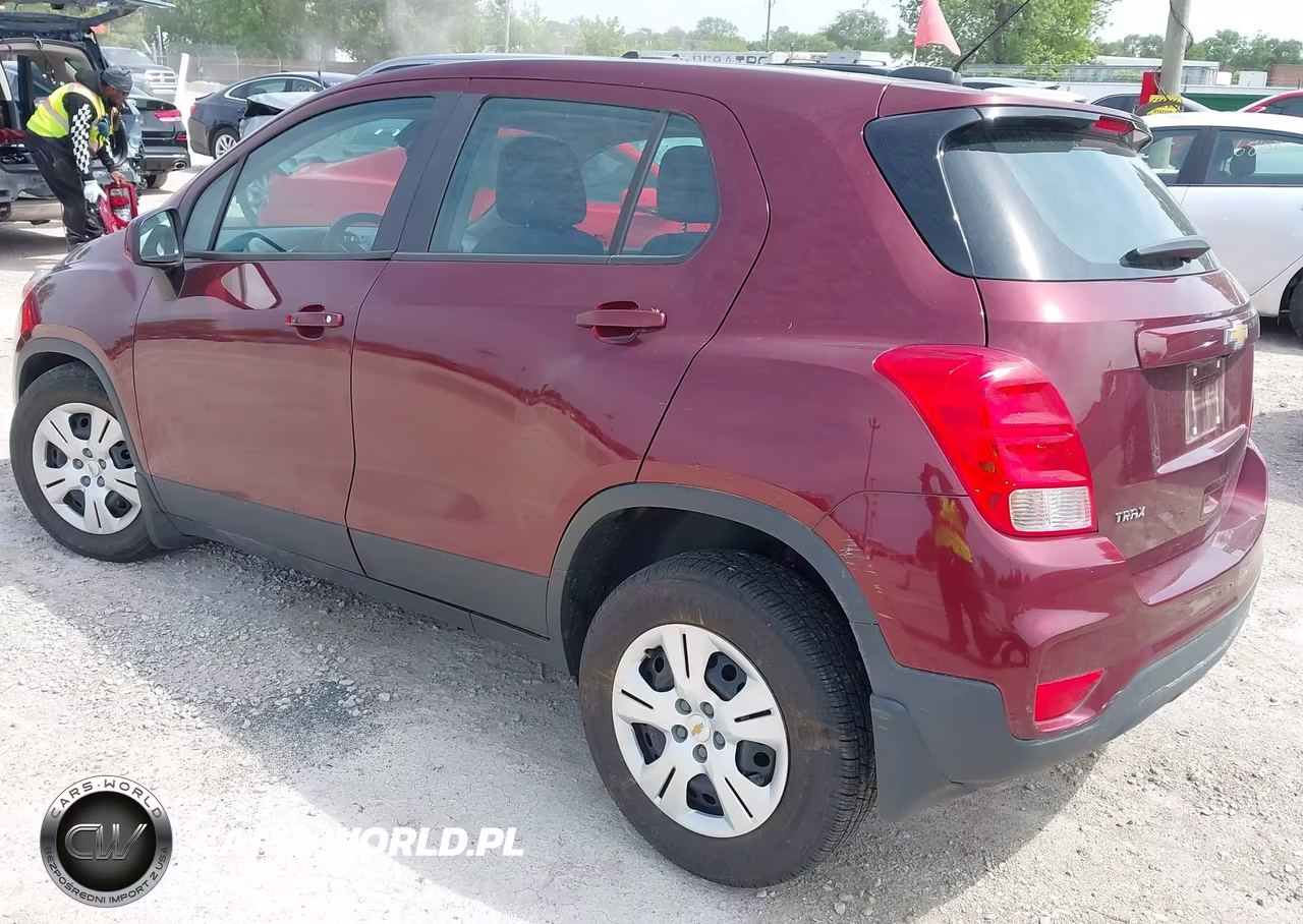 2017 Chevrolet Trax Ls VIN:3GNCJKSB0HL225545 - 3