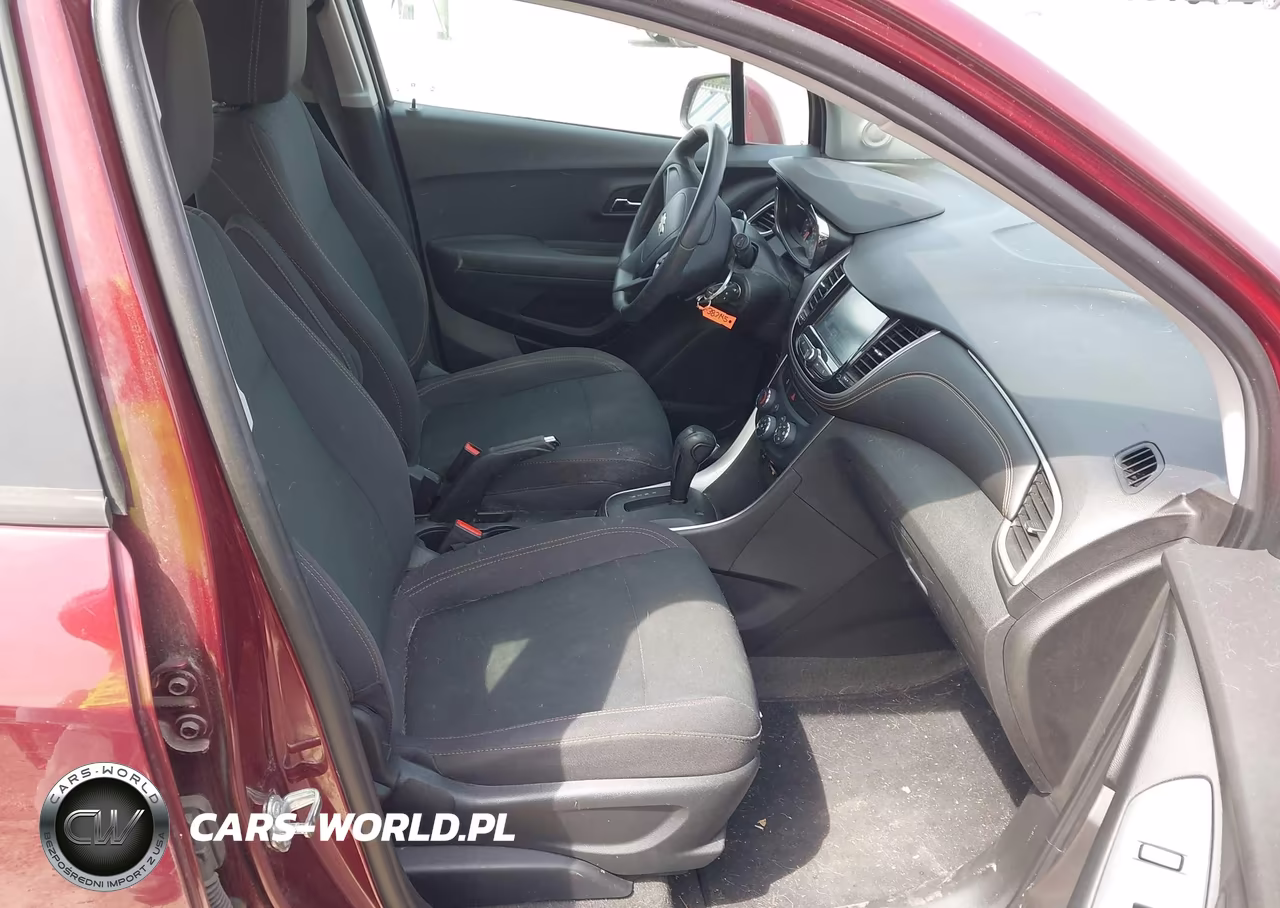 2017 Chevrolet Trax Ls VIN:3GNCJKSB0HL225545 - 5