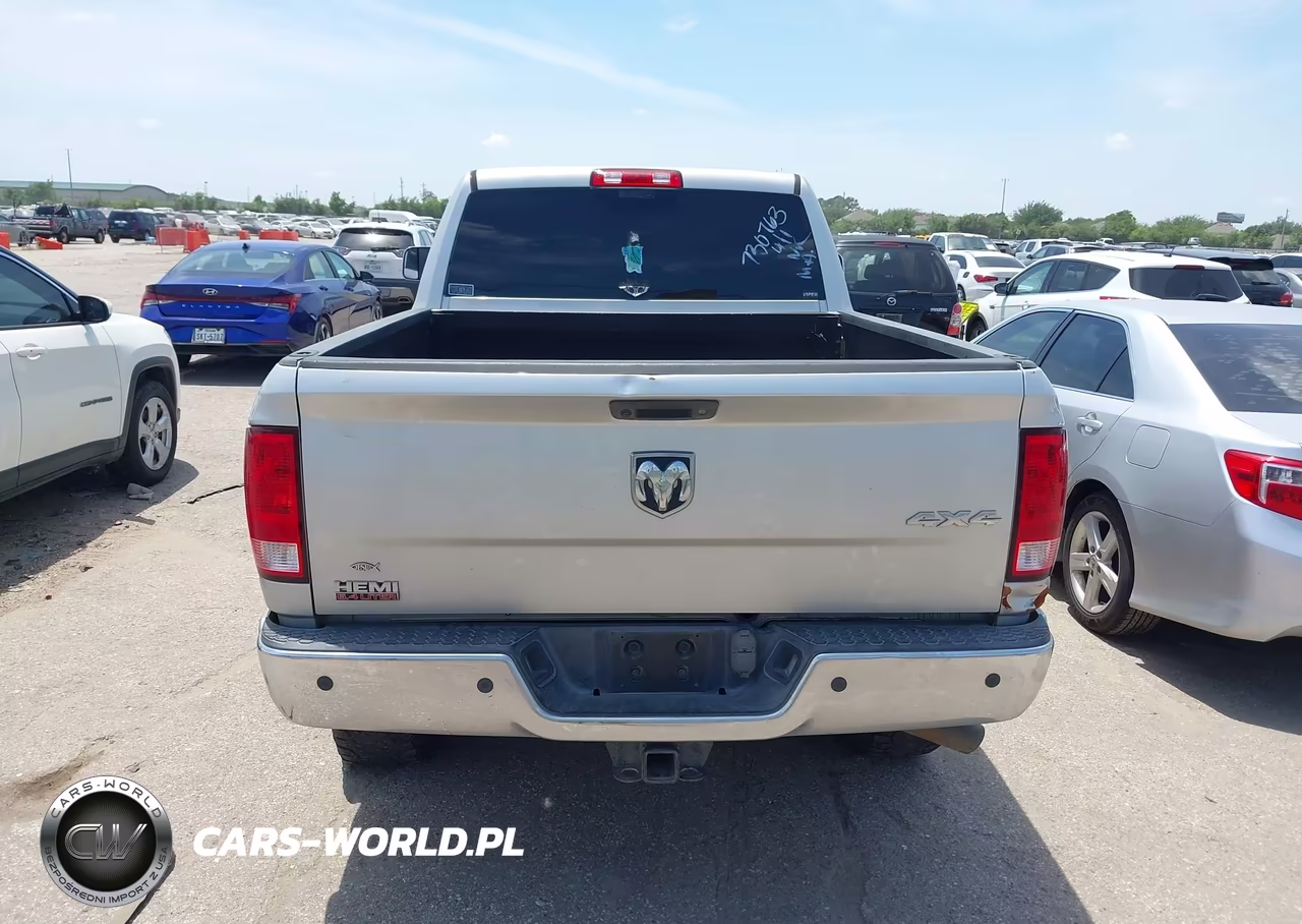 2017 Ram 2500 Tradesman 4X4 6'4 Box VIN:3C6UR5CJ8HG730763 - 16