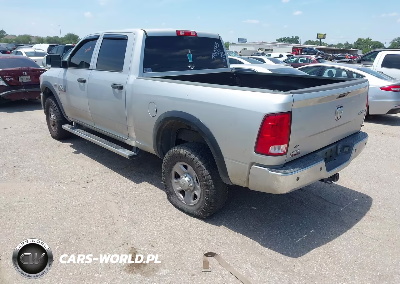 2017 Ram 2500 Tradesman 4X4 6'4 Box VIN:3C6UR5CJ8HG730763 - 3