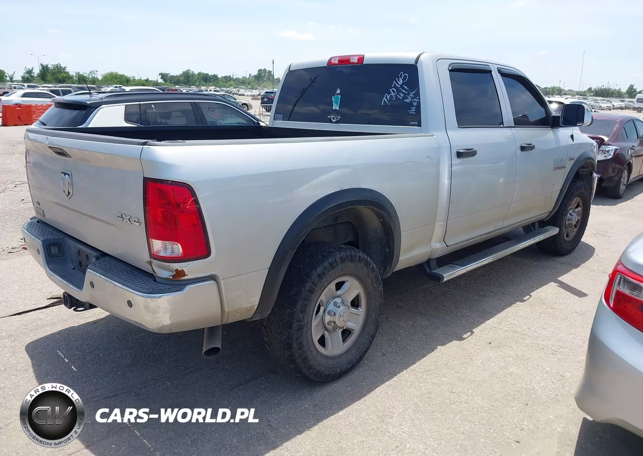 2017 Ram 2500 Tradesman 4X4 6'4 Box VIN:3C6UR5CJ8HG730763 - 4