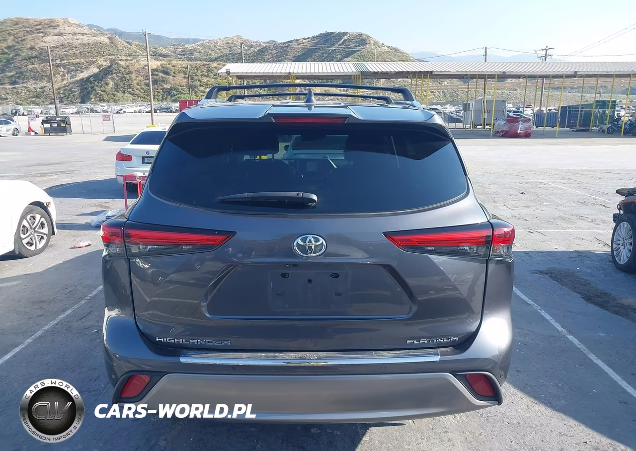 2023 Toyota Highlander Platinum VIN:5TDKDRAHXPS043273 - 16
