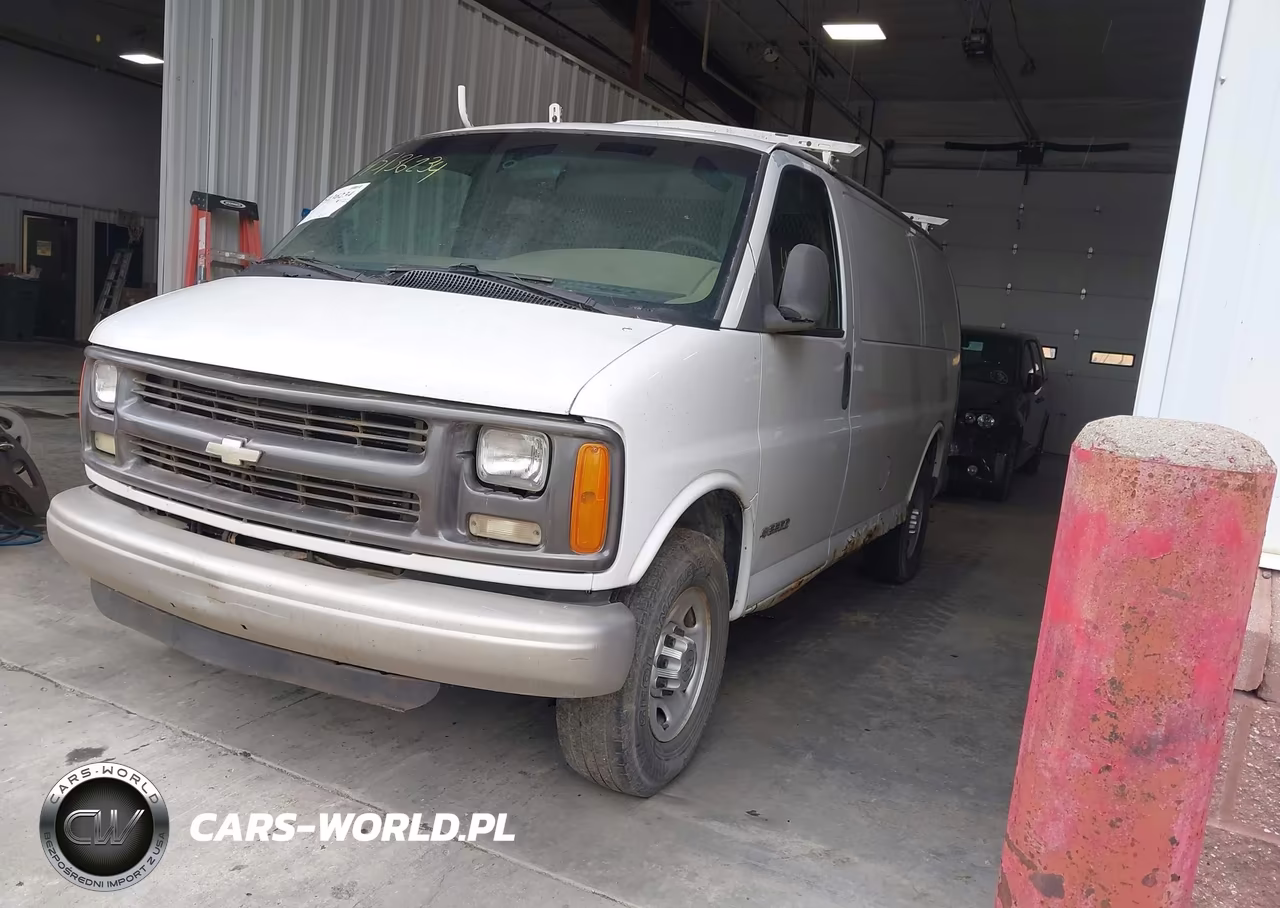 2001 Chevrolet Express VIN:1GCHG35R511175556 - 2