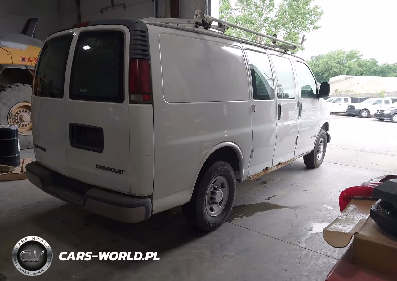 2001 Chevrolet Express VIN:1GCHG35R511175556 - 4