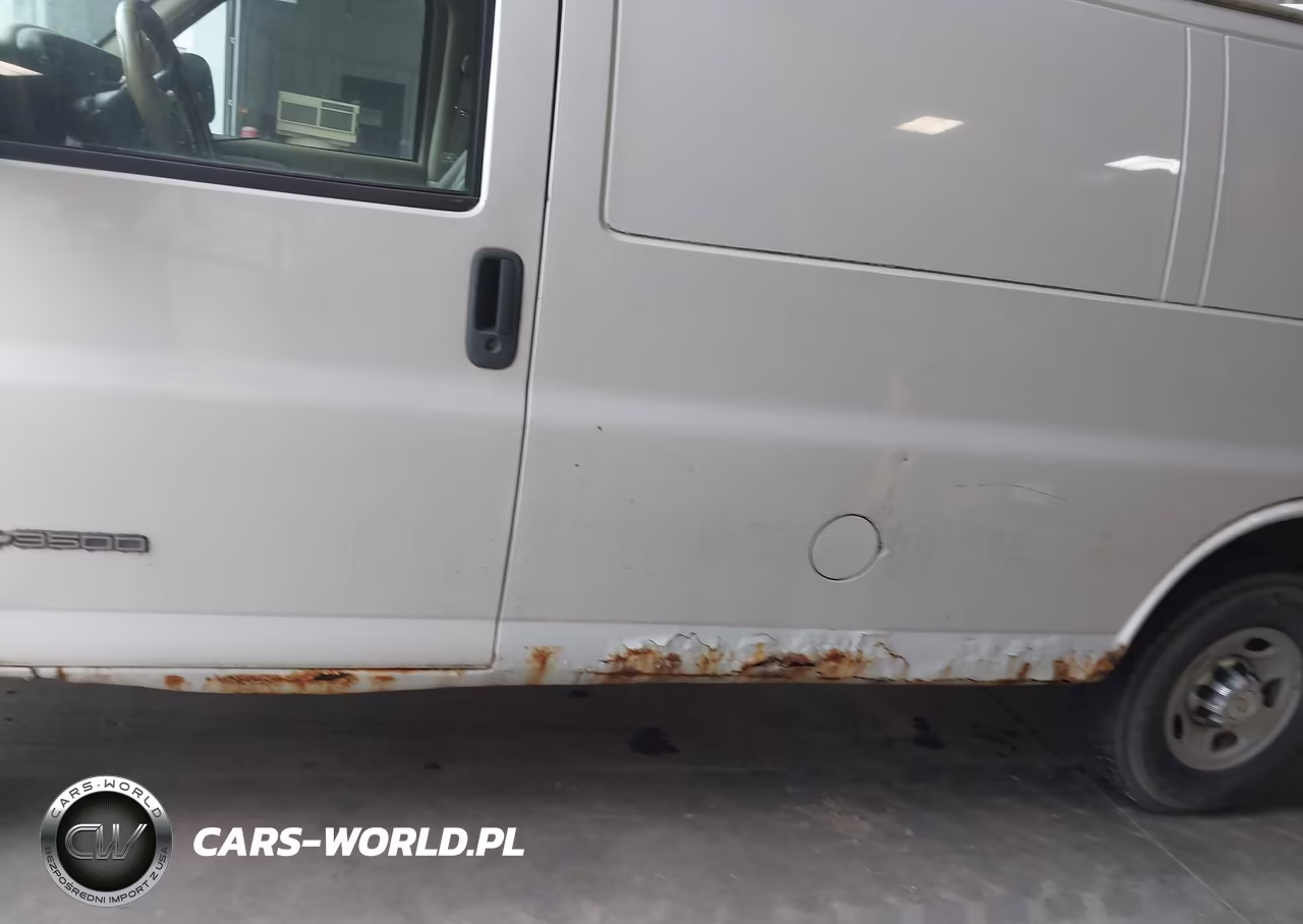 2001 Chevrolet Express VIN:1GCHG35R511175556 - 6