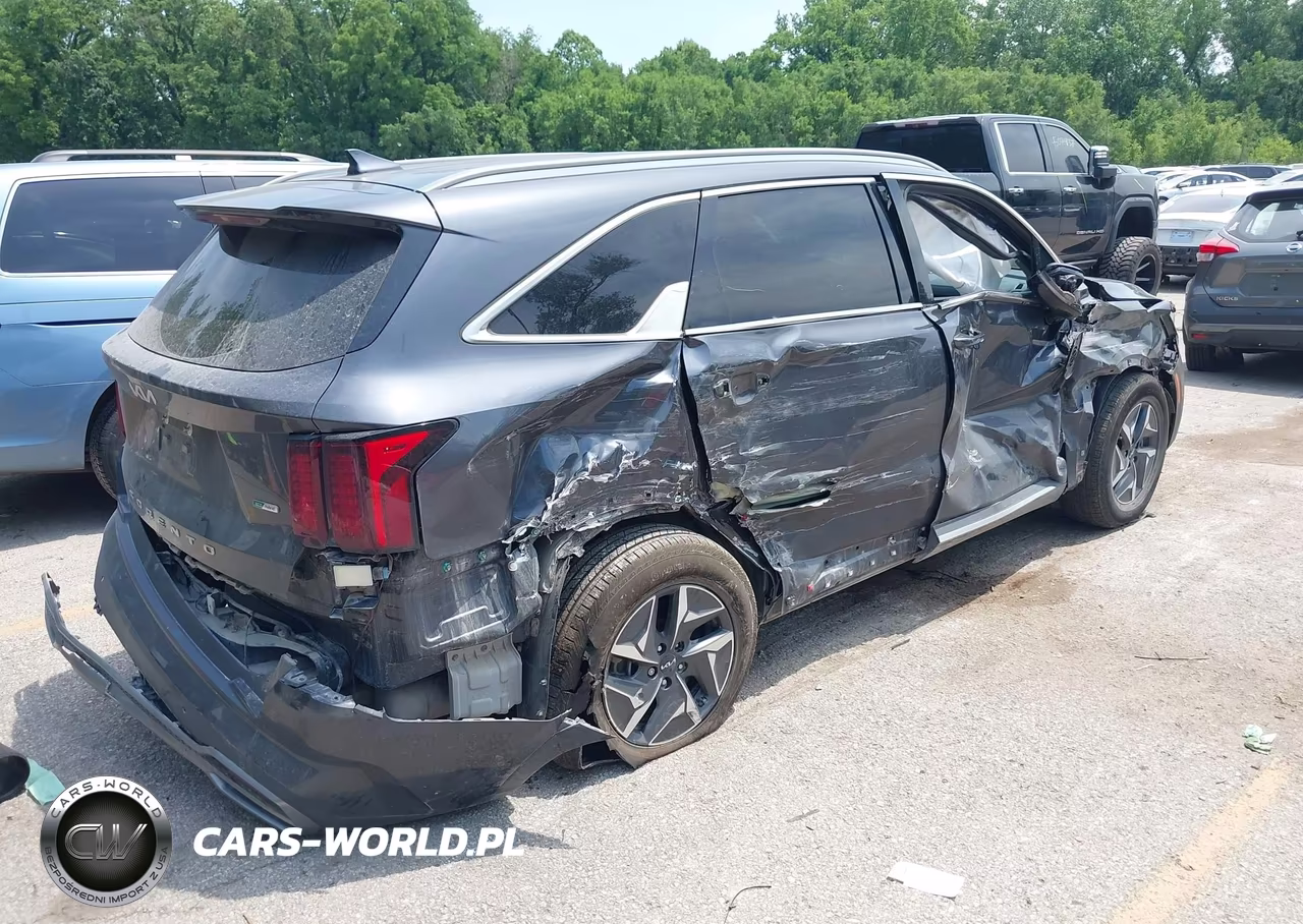 2022 Kia Sorento Hybrid S VIN:KNDRG4LG1N5062858 - 4