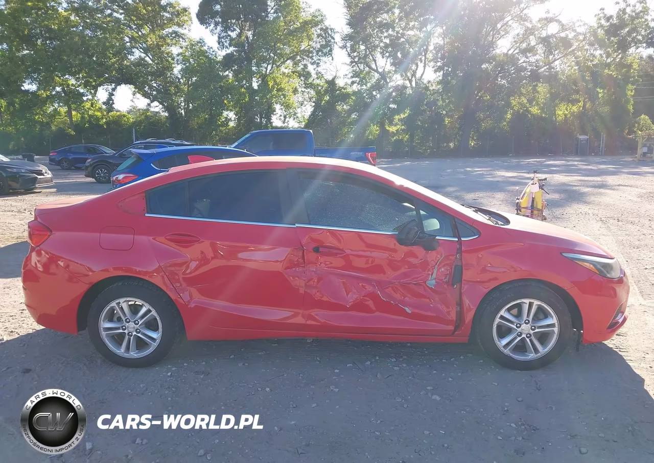2018 Chevrolet Cruze Lt Auto VIN:1G1BE5SM3J7116821 - 13