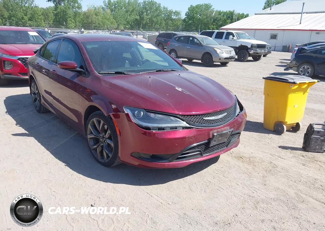 2015 Chrysler 200 S – zdjęcie 1 z 16