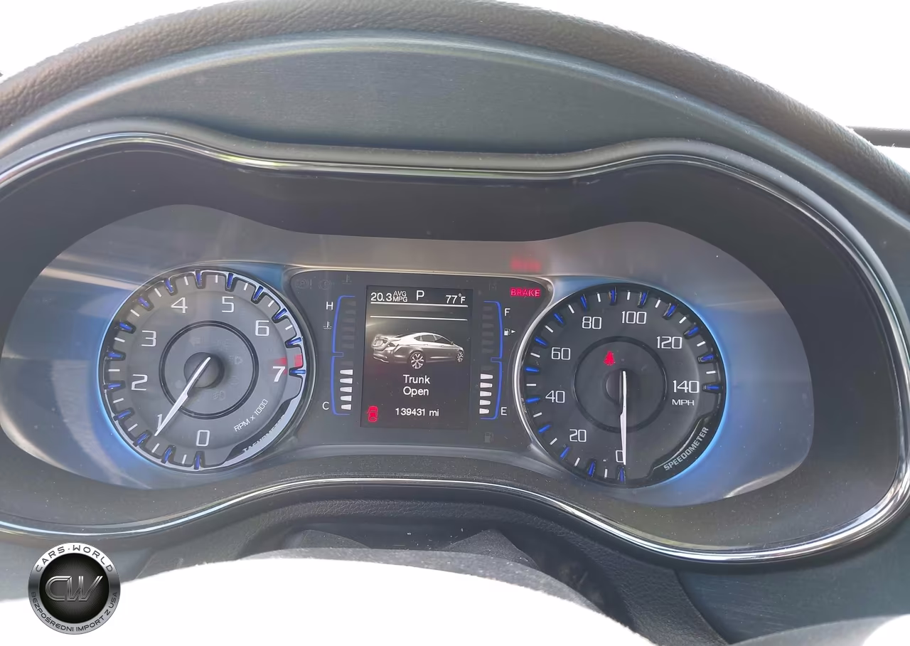 2015 Chrysler 200 S VIN:1C3CCCBG5FN551721 - 7