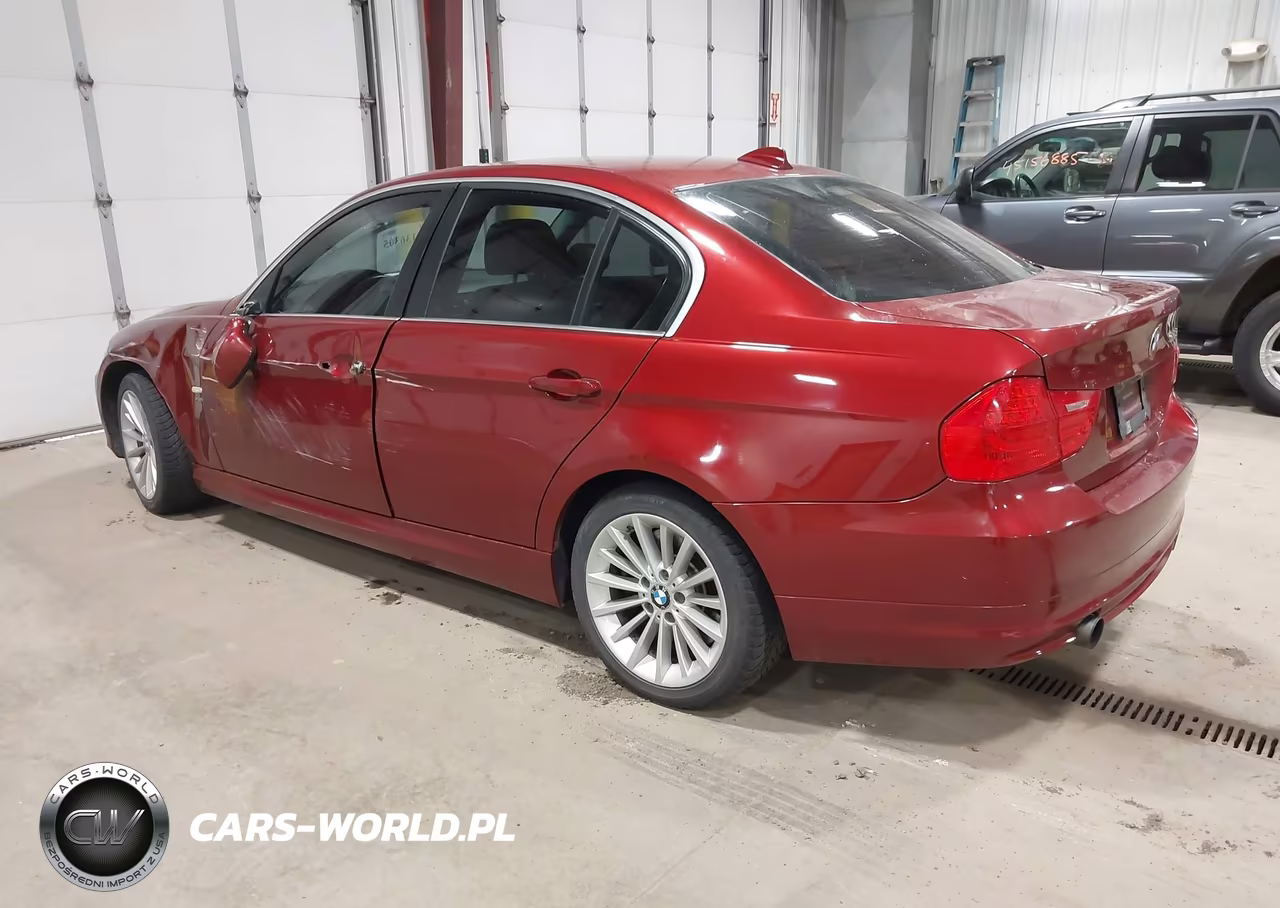 2011 BMW 335I xDrive VIN:WBAPL5G52BNN23205 - 3