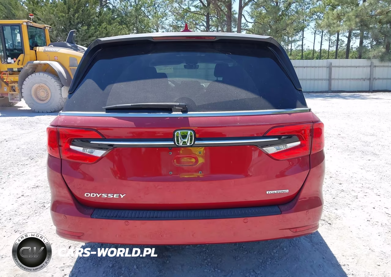 2024 Honda Odyssey Touring VIN:5FNRL6H87RB000801 - 16
