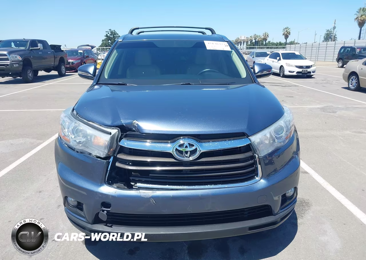 2015 Toyota Highlander Xle V6 VIN:5TDJKRFH8FS103849 - 12