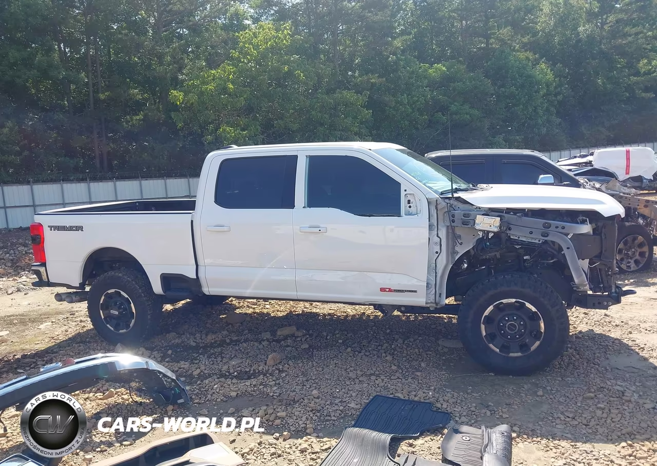2025 Ford F-250 Lariat VIN:1FT8W2BM6SEC06703 - 14