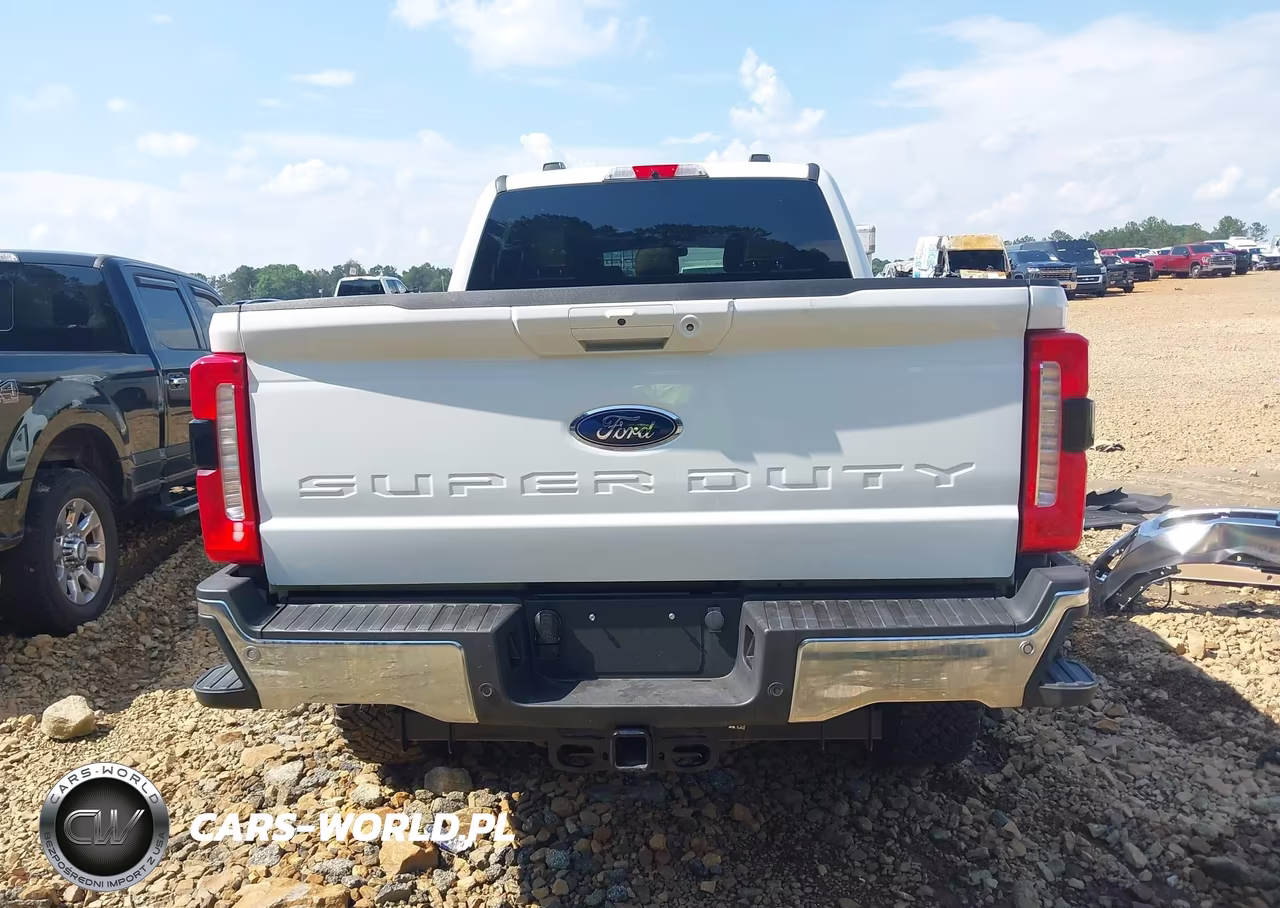 2025 Ford F-250 Lariat VIN:1FT8W2BM6SEC06703 - 16