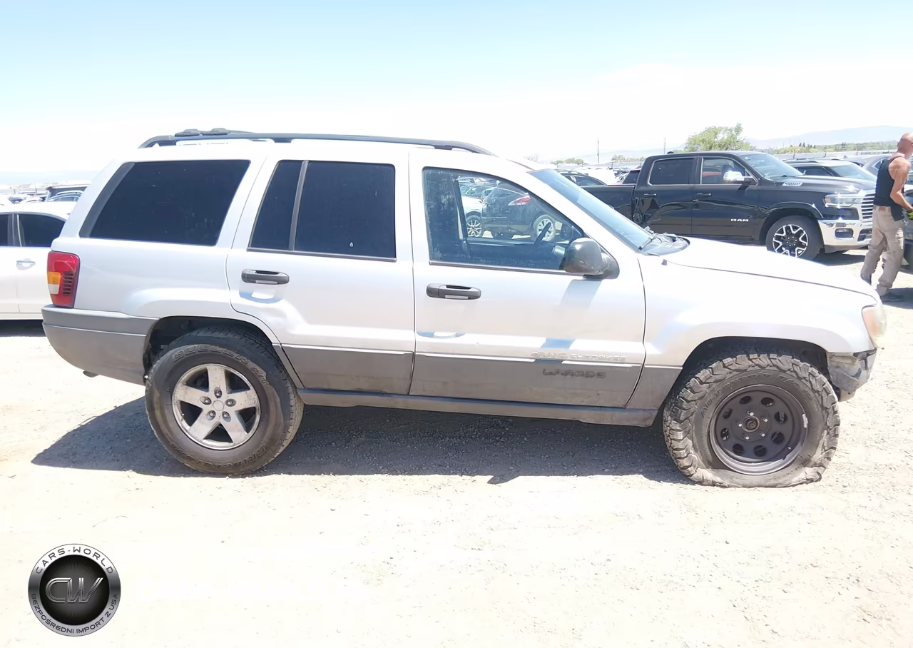 2004 Jeep Grand Cherokee Laredo VIN:1J4GW48S74C428754 - 12
