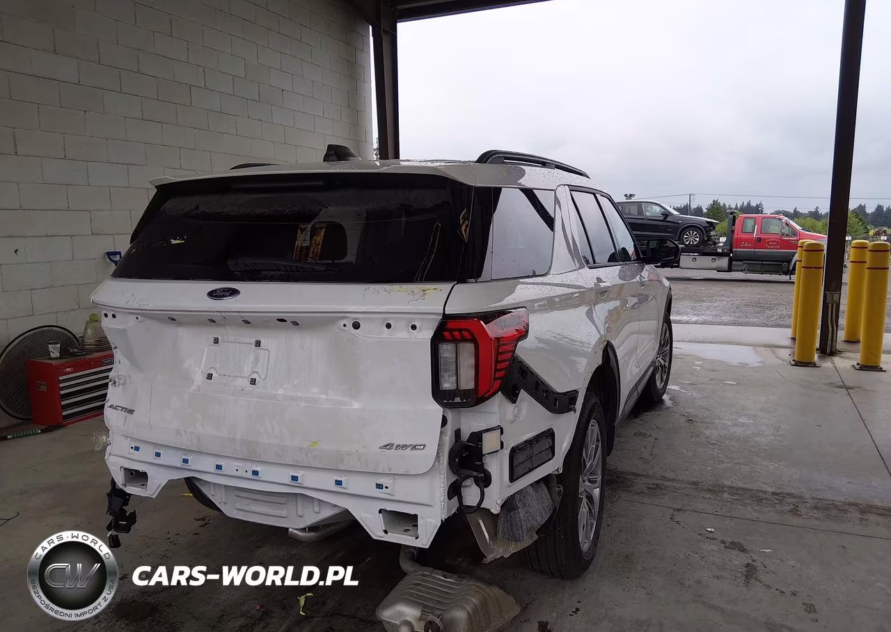2026 Ford Explorer Active VIN:1FMUK8DHXTGA11573 - 4