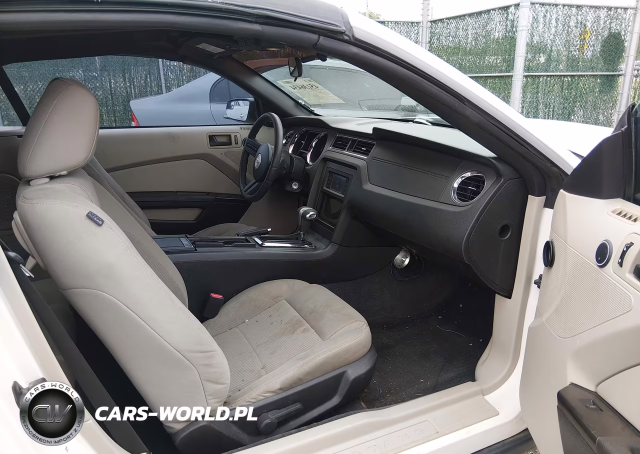 2011 Ford Mustang V6 VIN:1ZVBP8EM8B5138239 - 5