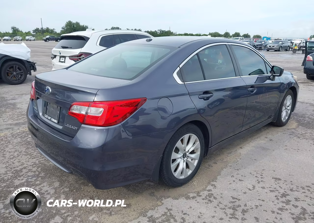 2015 Subaru Legacy 2.5I Premium VIN:4S3BNBC61F3045378 - 4