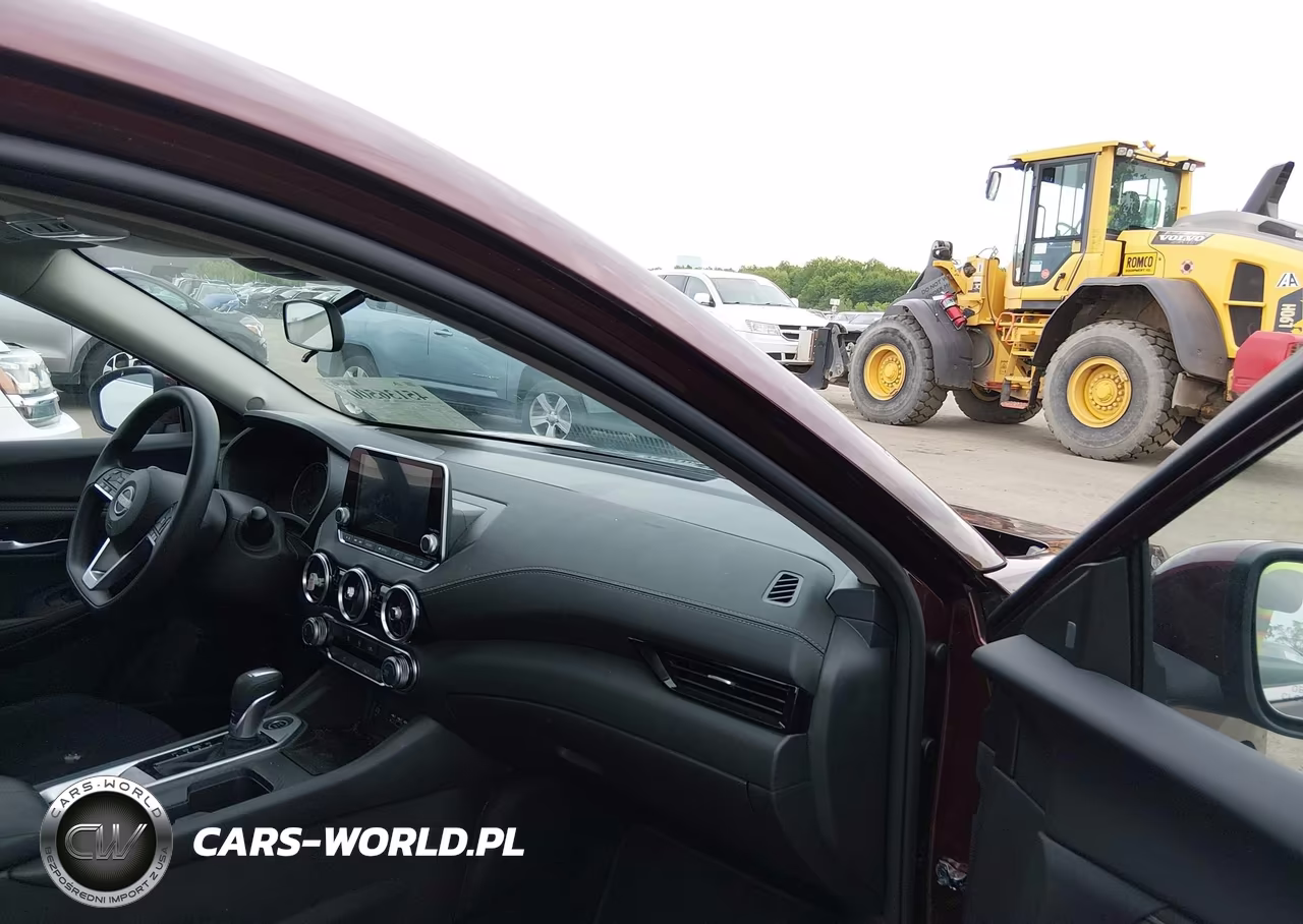 2025 Nissan Sentra Sv VIN:3N1AB8CV5SY317000 - 5