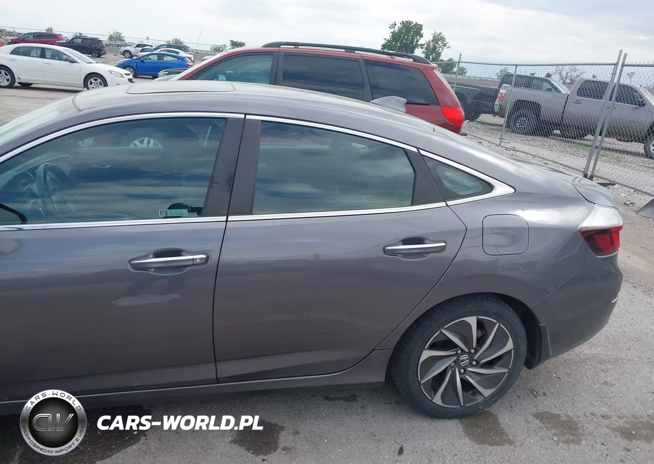 2021 Honda Insight Touring VIN:19XZE4F97ME003125 - 18