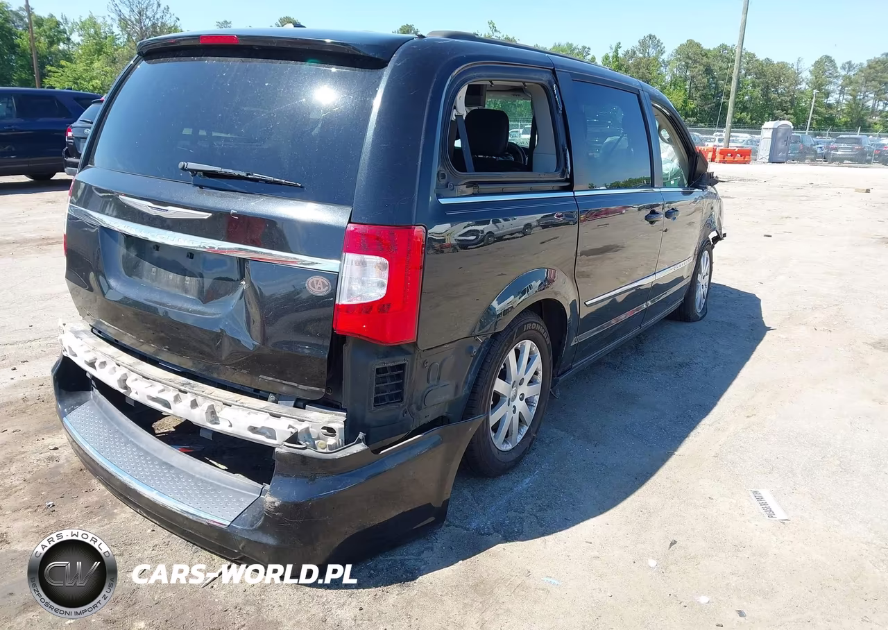 2013 Chrysler Town & Country Touring VIN:2C4RC1BG8DR805979 - 4