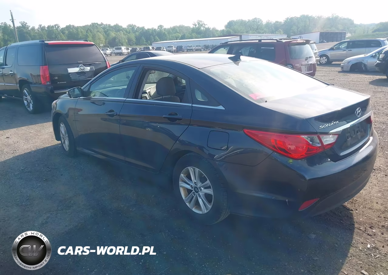 2014 Hyundai Sonata Gls VIN:5NPEB4AC2EH935000 - 3