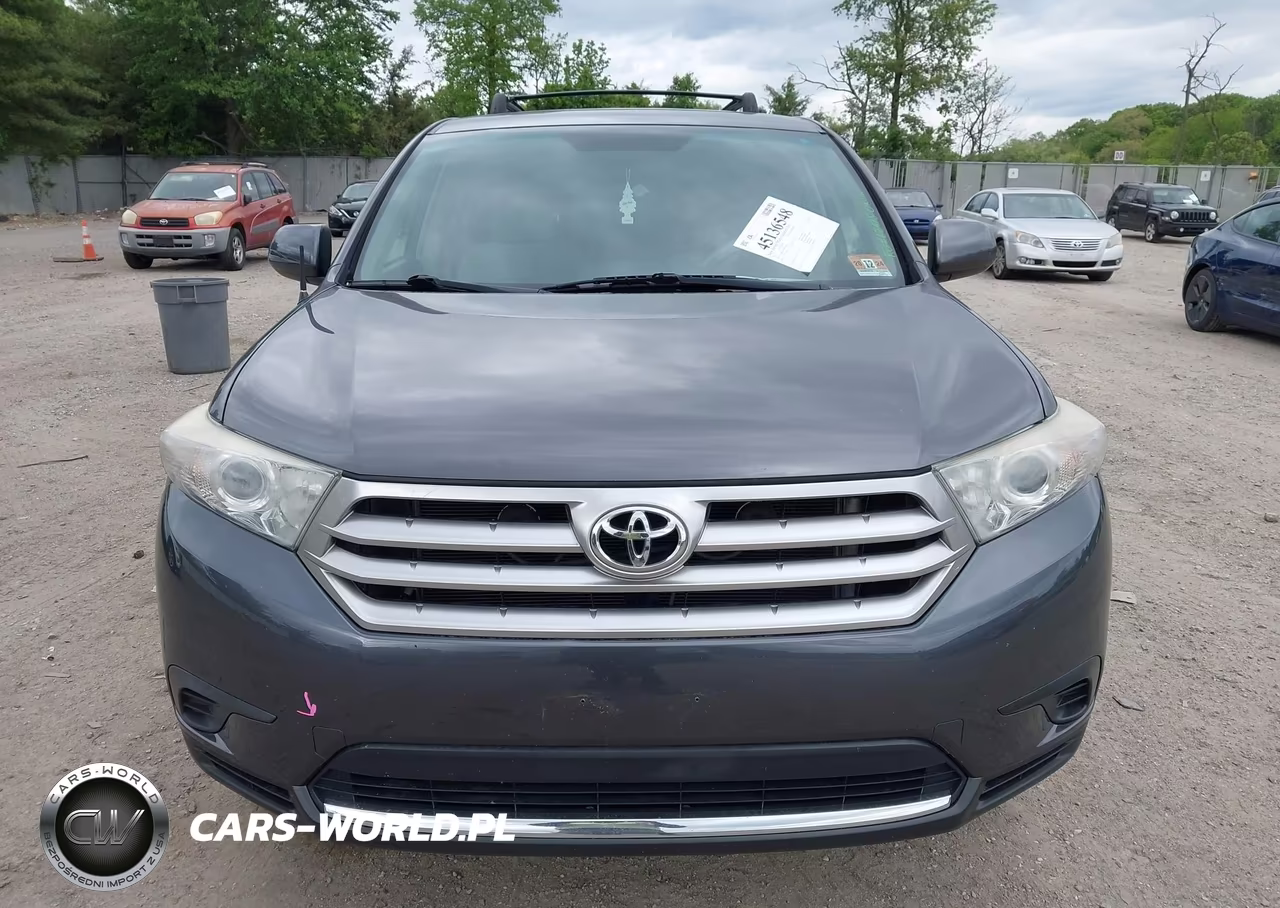 2011 Toyota Highlander Base V6 VIN:5TDBK3EH8BS052074 - 12