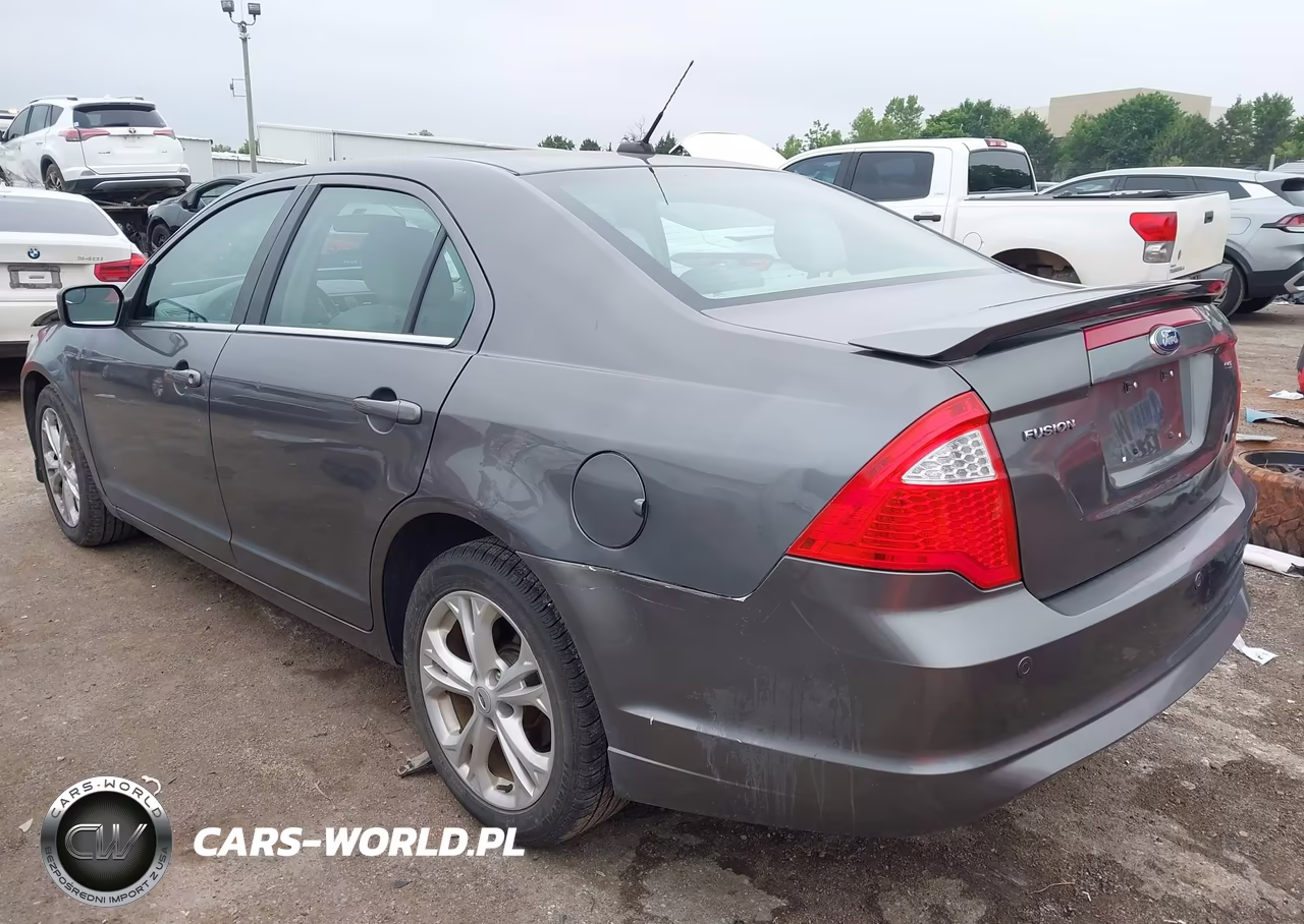 2012 Ford Fusion Se VIN:3FAHP0HA2CR104253 - 3