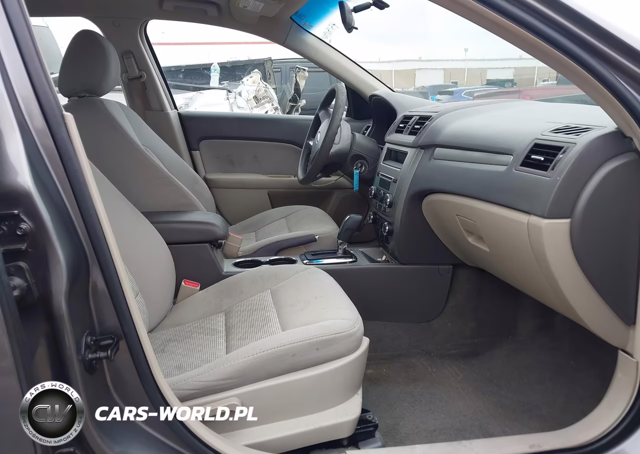 2012 Ford Fusion Se VIN:3FAHP0HA2CR104253 - 5