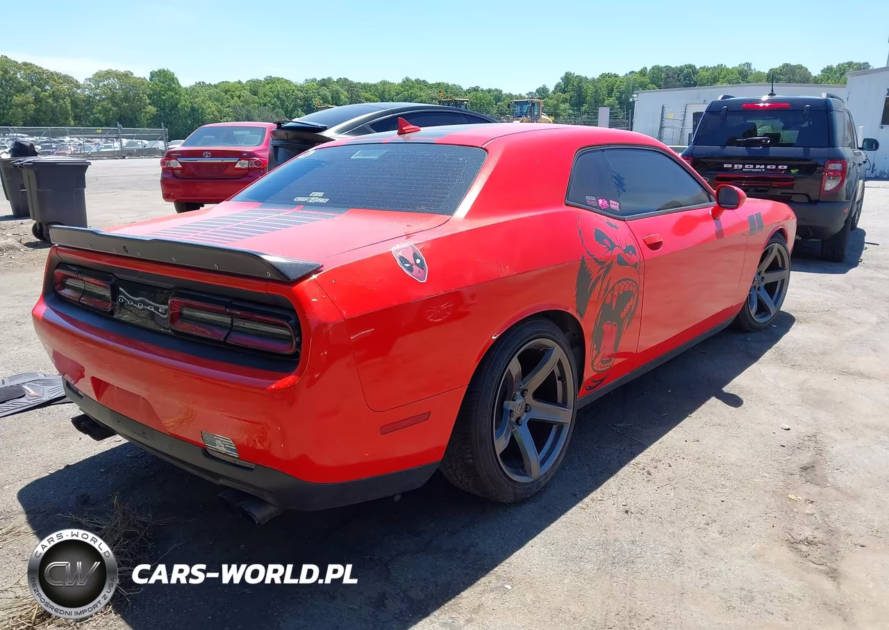 2018 Dodge Challenger Sxt VIN:2C3CDZAG8JH287560 - 4