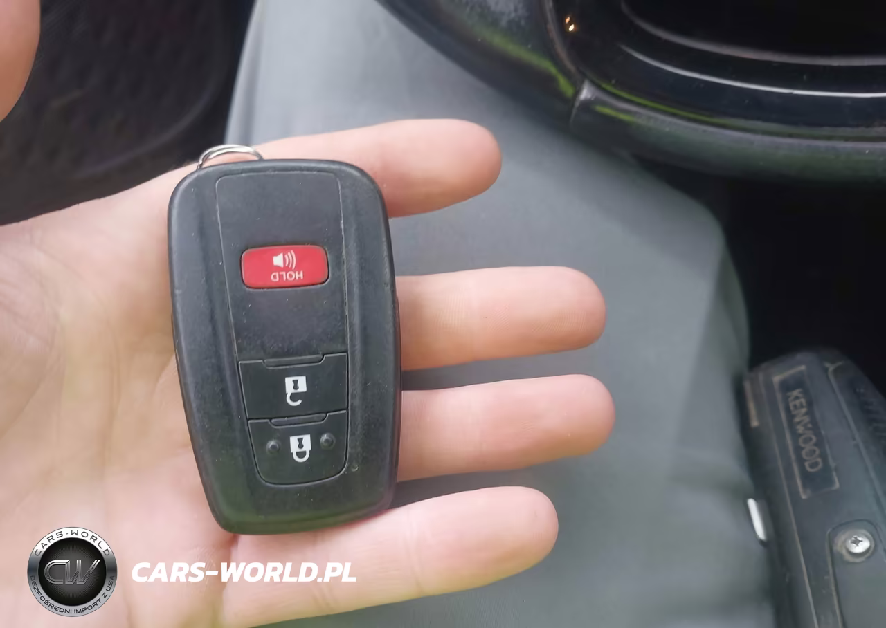 2018 Toyota C-Hr Xle Premium VIN:NMTKHMBX7JR043881 - 11