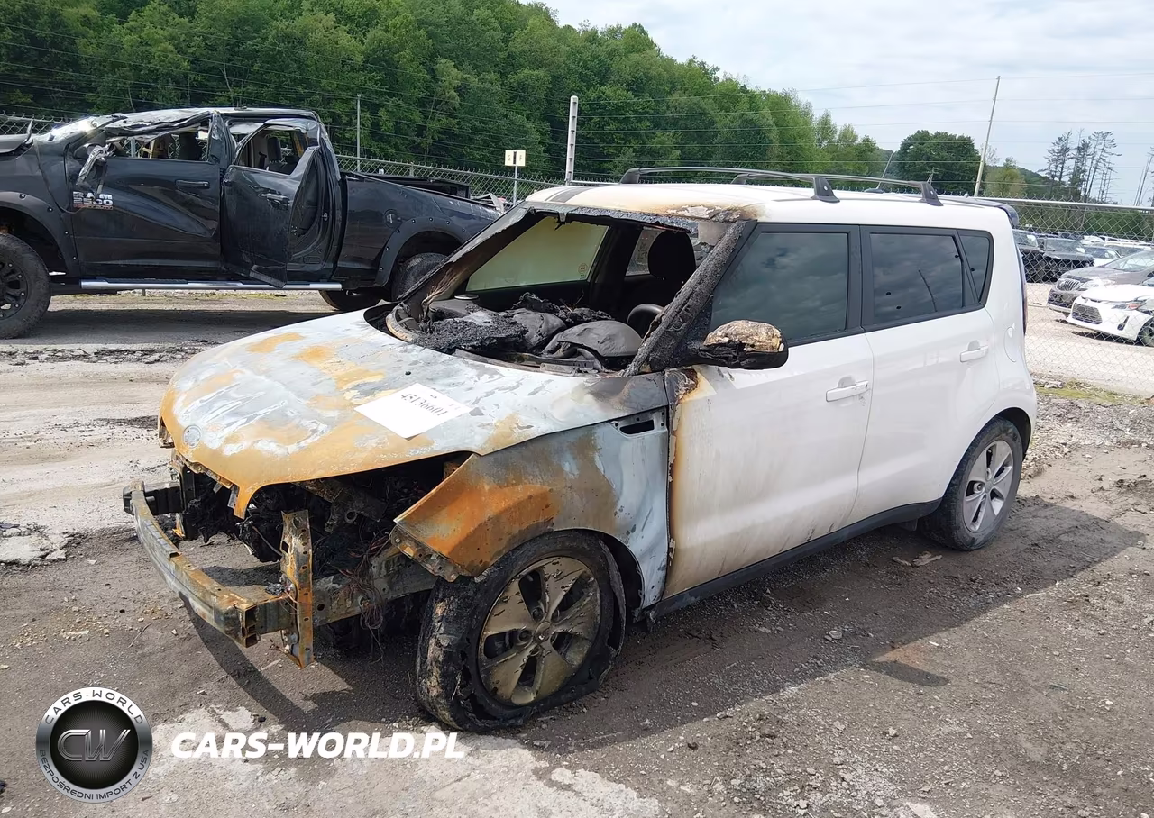 2016 Kia Soul VIN:KNDJN2A22G7379182 - 2