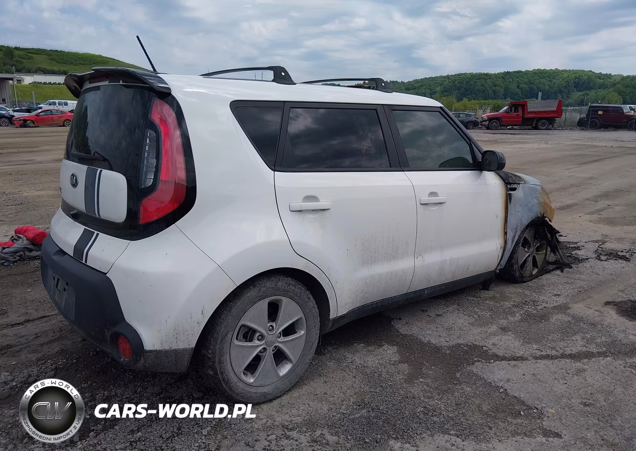 2016 Kia Soul VIN:KNDJN2A22G7379182 - 4