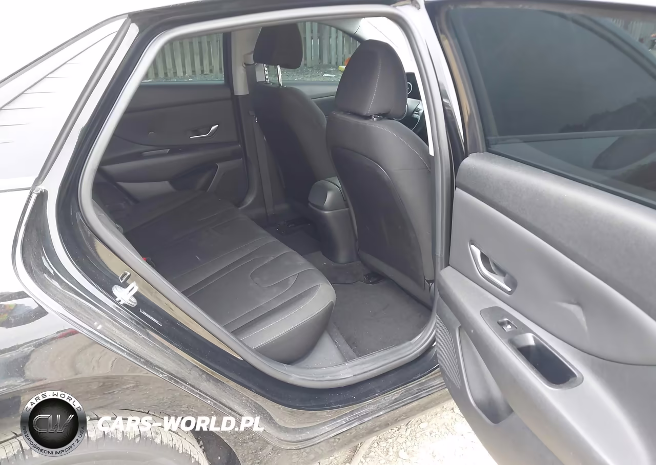 2023 Hyundai Elantra Sel VIN:5NPLS4AG4PH112419 - 8