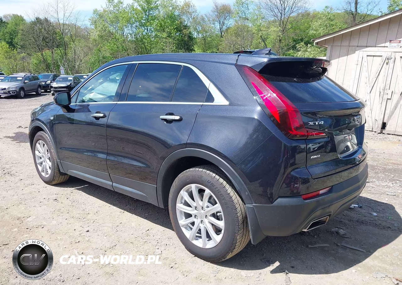 2023 Cadillac Xt4 Awd Luxury VIN:1GYFZBR40PF173133 - 3