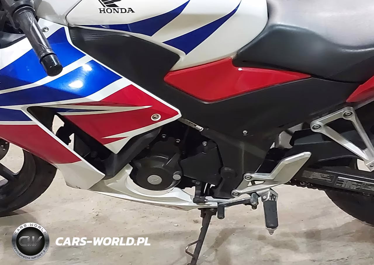 2015 Honda Cbr300 R VIN:MLHNC5101F5101503 - 9
