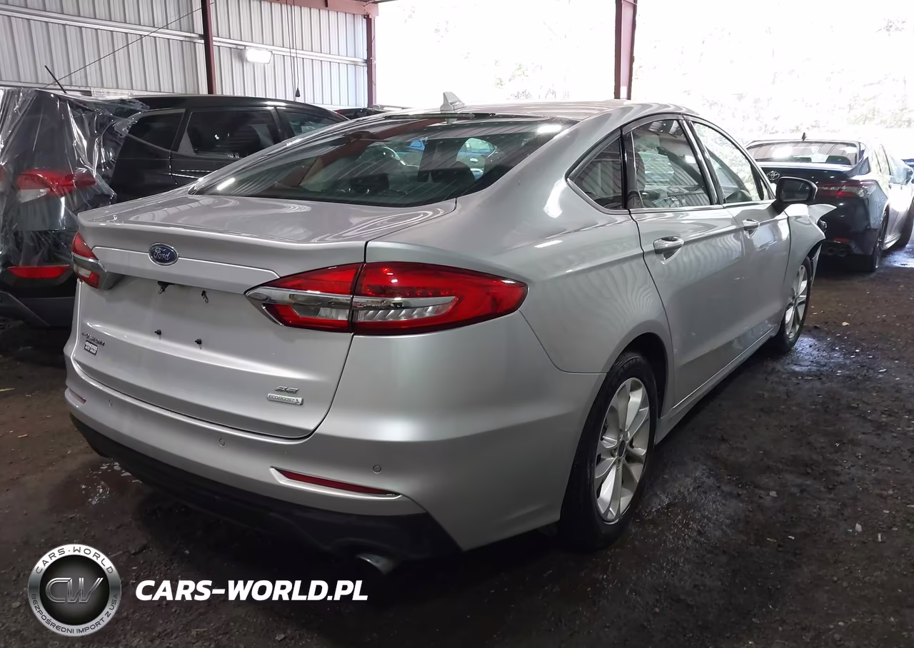 2019 Ford Fusion Se VIN:3FA6P0HD1KR163519 - 4
