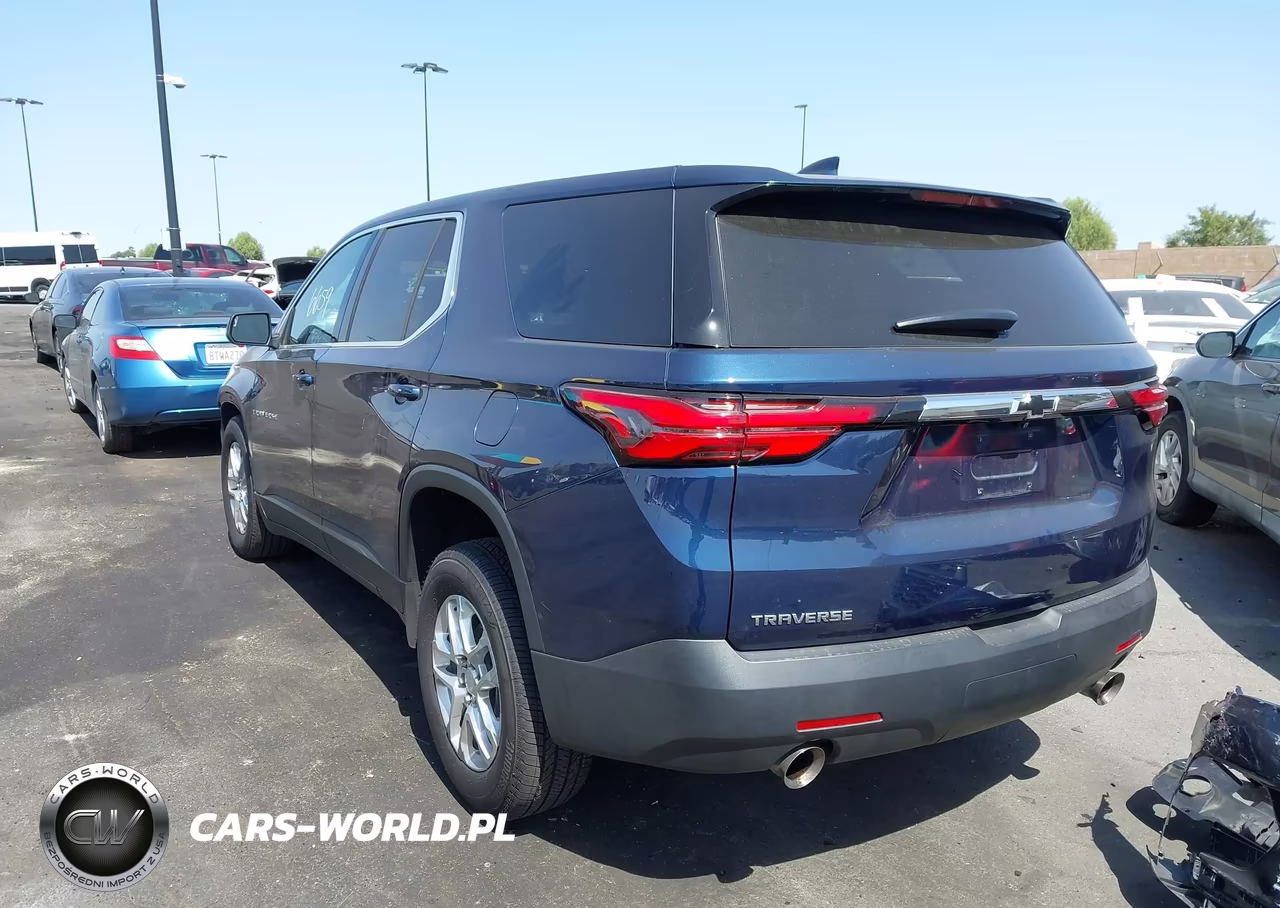 2022 Chevrolet Traverse Fwd Ls VIN:1GNERFKW2NJ192885 - 3